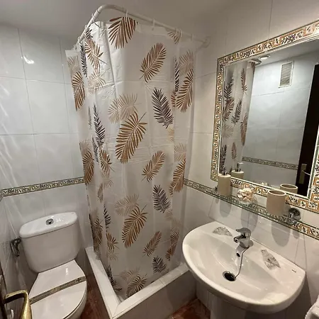 Con Vista Al Mar En La Mitica Nogalera *