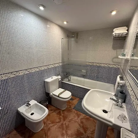 Con Vista Al Mar En La Mitica Nogalera