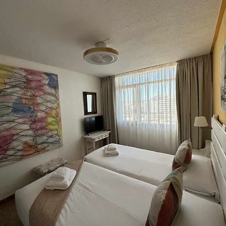 Con Vista Al Mar En La Mitica Nogalera Apartman Torremolinos