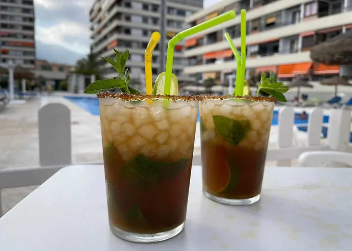 Con Vista Al Mar En La Mitica Nogalera Torremolinos