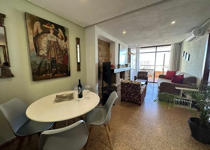 Con Vista Al Mar En La Mitica Nogalera Lejlighed *